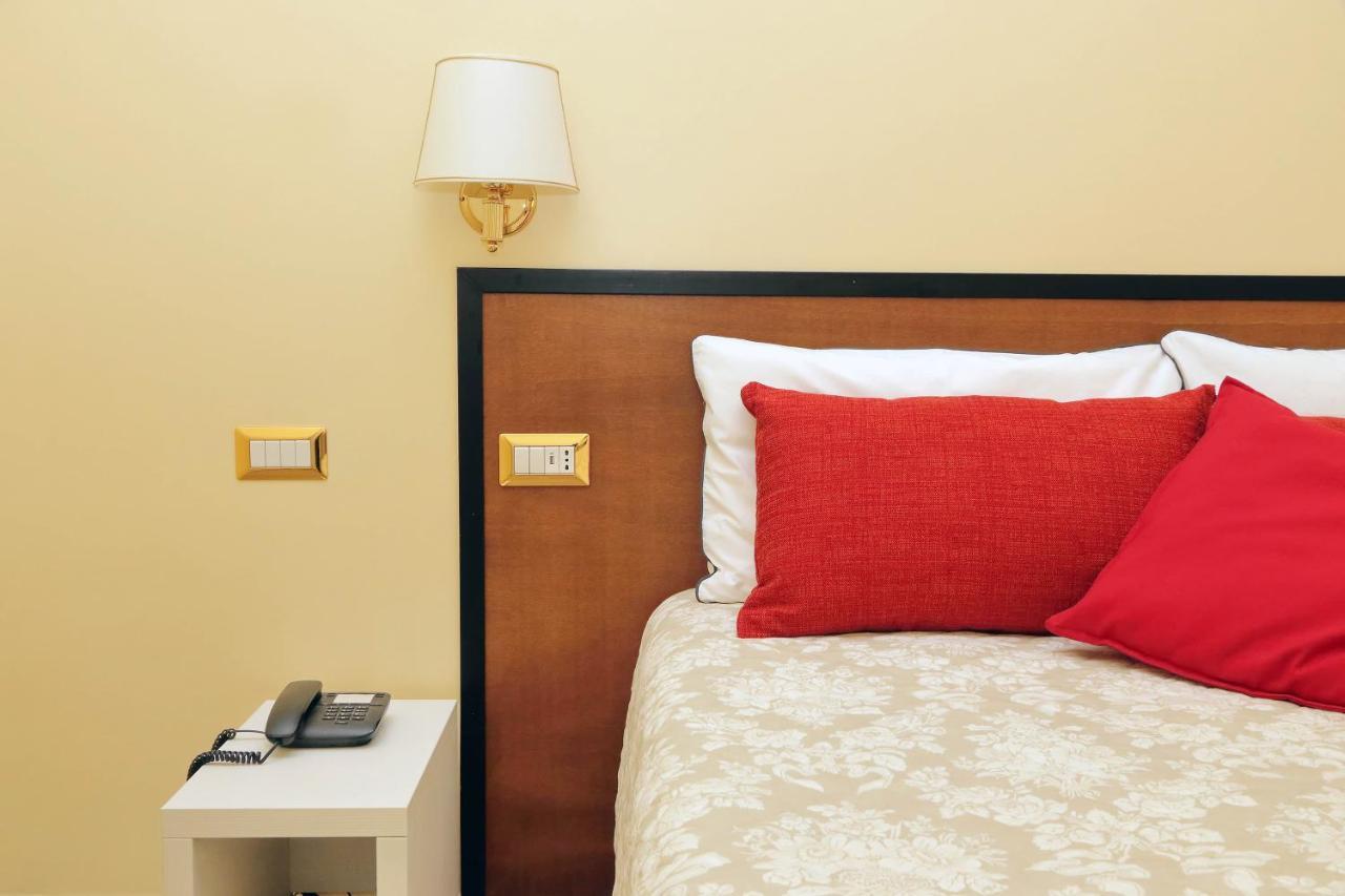 Fancy Guesthouse Vatican Рим Екстер'єр фото