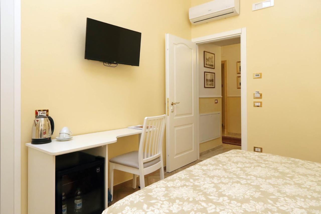 Fancy Guesthouse Vatican Рим Екстер'єр фото