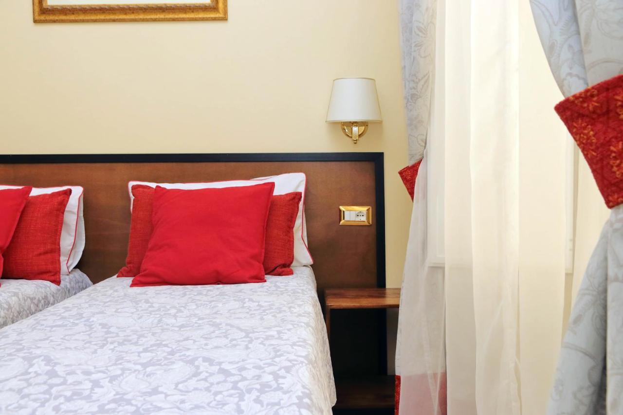 Fancy Guesthouse Vatican Рим Екстер'єр фото