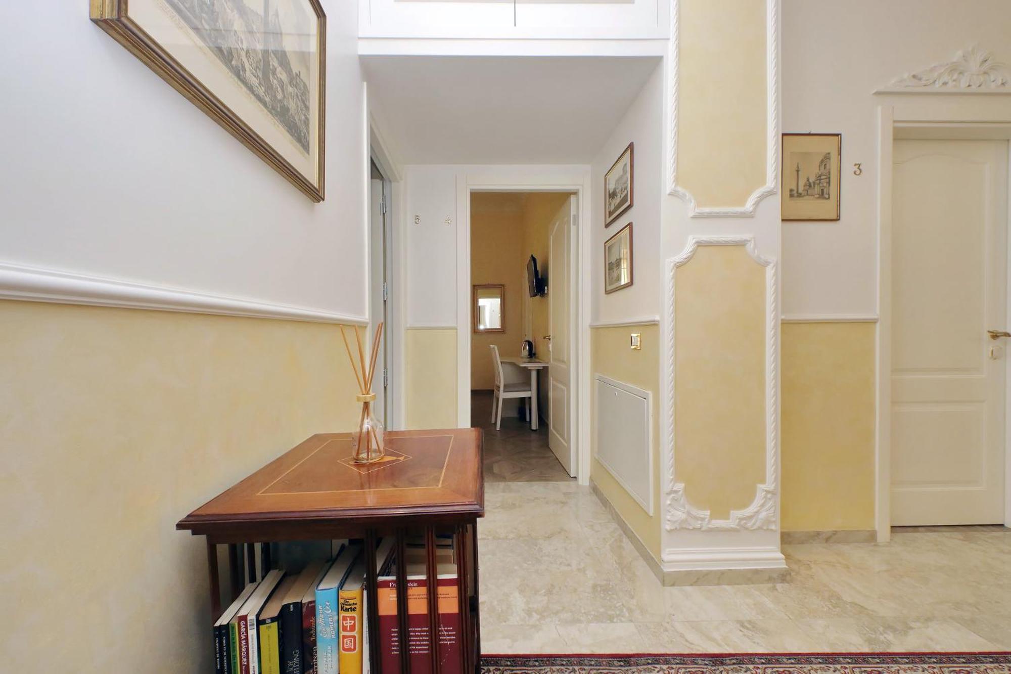Fancy Guesthouse Vatican Рим Екстер'єр фото